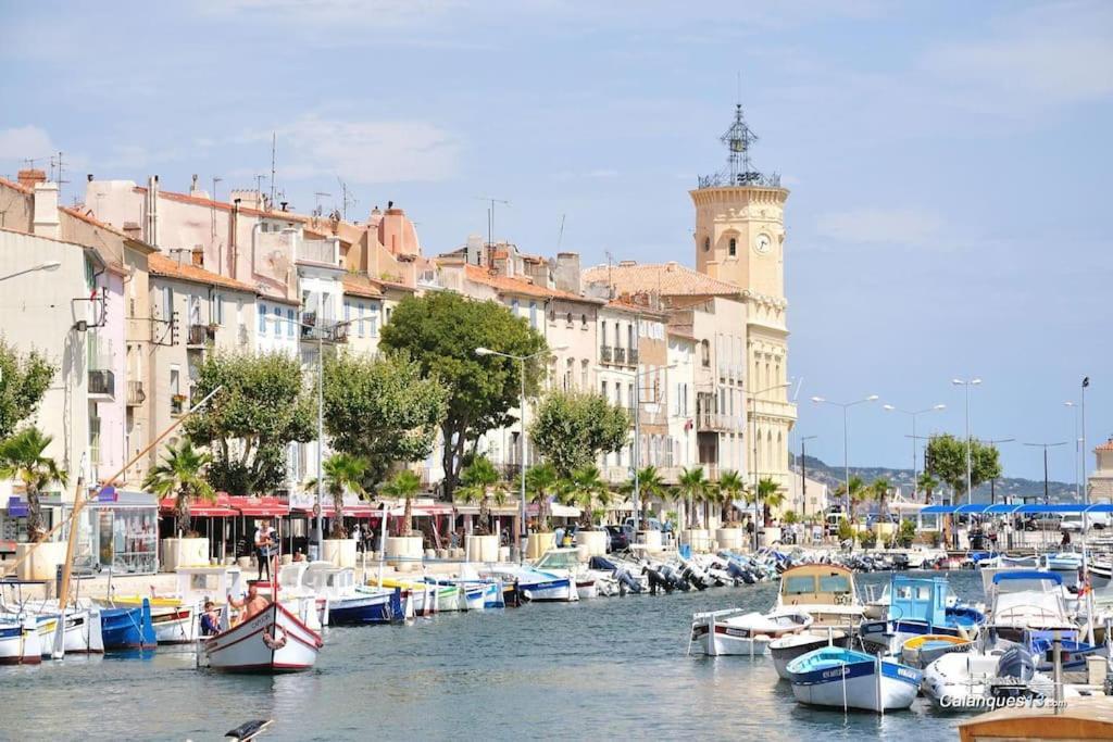 Ciotat Colada Beau Duplex Atypique A 50 M Du Port Classe 3 Etoiles La Ciotat Buitenkant foto