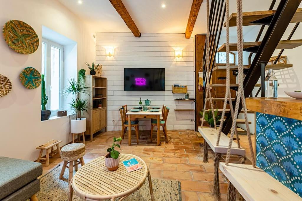 Ciotat Colada Beau Duplex Atypique A 50 M Du Port Classe 3 Etoiles La Ciotat Buitenkant foto